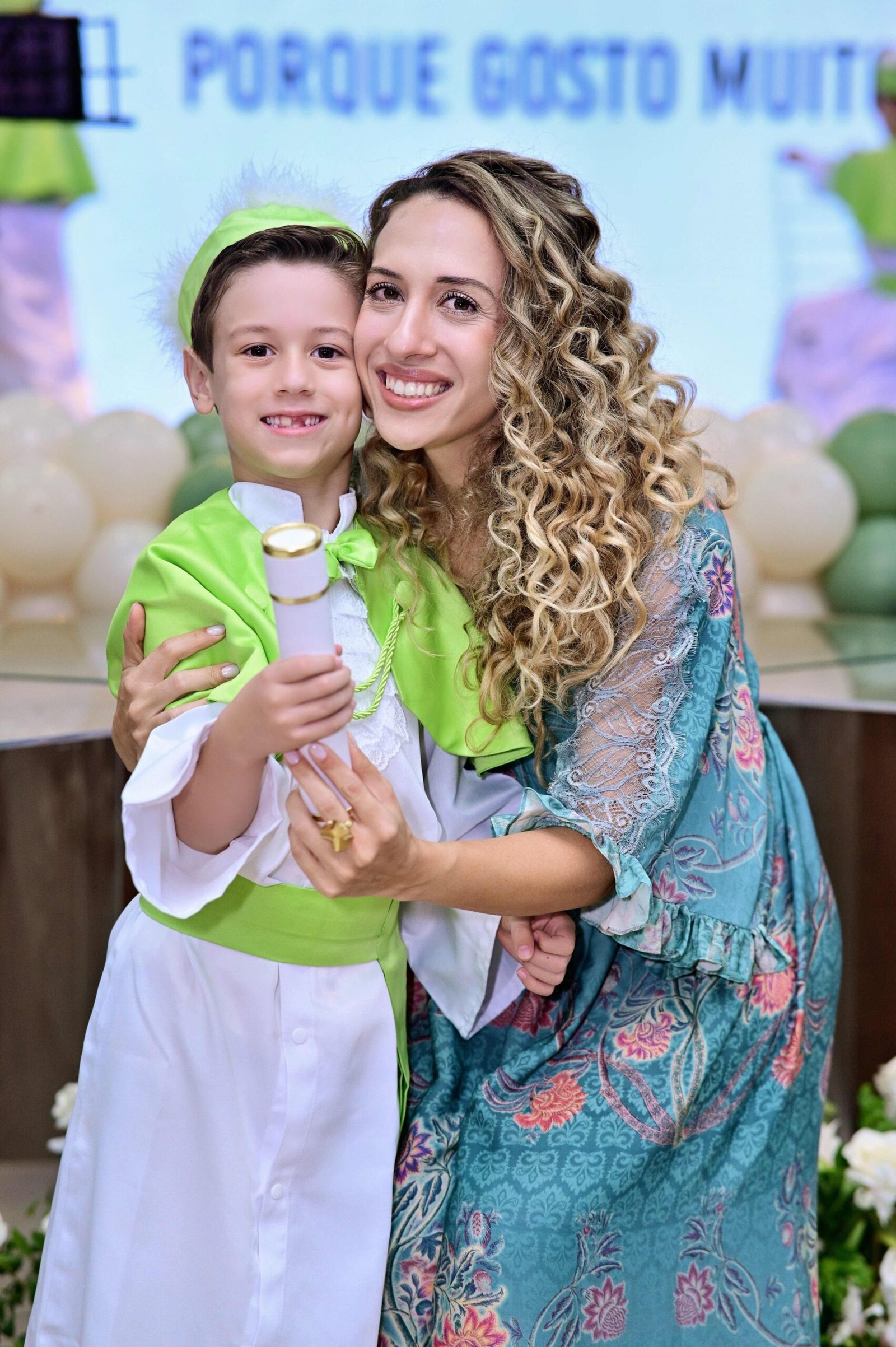 Aluno com professora